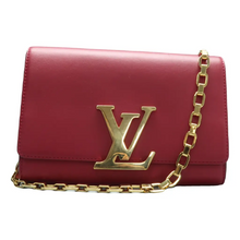Load image into Gallery viewer, Louis Vuitton Leather Shoulder Bag Red