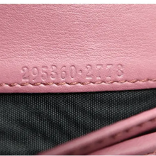 Load image into Gallery viewer, GUCCI Emily Leather Shoulder Bag Purple