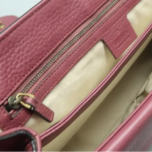 Load image into Gallery viewer, GUCCI Leather Shoulder Bag Purple