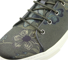 Load image into Gallery viewer, Gucci Floral Fabric Lace-up Sneaker Green