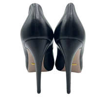 Load image into Gallery viewer, Gucci Leather Heel Pumps Black