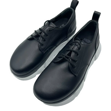 Load image into Gallery viewer, MCM Leather Platform Sneaker Black