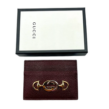 Load image into Gallery viewer, Gucci Zumi Leather Card Holder Burgundy