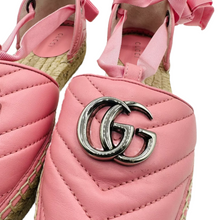 Load image into Gallery viewer, Gucci Leather/Raffia GG Espadrille Flat Sandals Pink