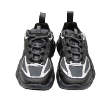 Load image into Gallery viewer, MCM Luft Canvas Low-top Sneaker Black