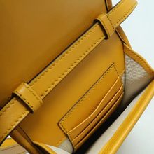 Load image into Gallery viewer, GUCCI Leather Shoulder Bag Yellow