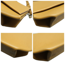 Load image into Gallery viewer, Hermès Leather Shoulder Bag Yellow