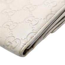 Load image into Gallery viewer, Gucci Guccissima Leather Long Wallet Cream
