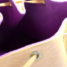 Load image into Gallery viewer, Louis Vuitton Noe EPI Petit Vintage Leather Shoulder Bag
