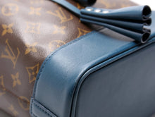 Load image into Gallery viewer, Louis Vuitton NN14 Idole Monogram Bucket Bag Brown
