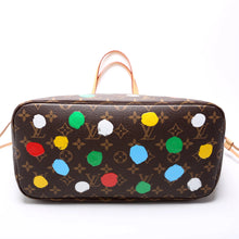 Load image into Gallery viewer, Louis Vuitton Neverfull W/P Wallet MM Painted Dots Shoulder Bag Brown
