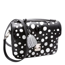 Load image into Gallery viewer, Louis Vuitton Metis Pochette Empreinte Leather Crossbody Bag Black
