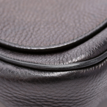 Load image into Gallery viewer, Gucci Soho Chain Xbody Medium Leather Crossbody Bag Black
