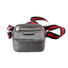Load image into Gallery viewer, Gucci GG Supreme Canvas Messenger Bag Black
