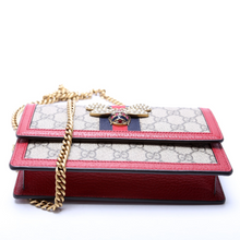 Load image into Gallery viewer, Gucci Queen Margaret Supreme Coated Canvas Chain Wallet Beige
