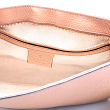 Load image into Gallery viewer, Gucci Soho Chain Leather Crossbody Bag Medium Tan
