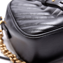 Load image into Gallery viewer, Gucci Marmont Small Leather Camera Bag Black
