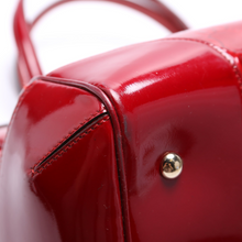 Load image into Gallery viewer, Gucci Patent Guccissima Leather Mayfair Tote Bag Medium Red
