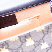 Load image into Gallery viewer, Gucci Padlock GG Supreme Bee Small Shoulder Bag Black
