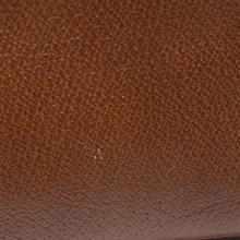 Load image into Gallery viewer, Gucci Micro Guccissima Bree Small Tote Bag Brown
