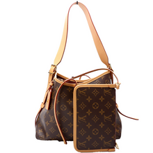 Load image into Gallery viewer, Louis Vuitton Carryall PM Monogram Canvas Shoulder Bag Brown
