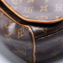 Load image into Gallery viewer, LOUIS VUITTON Sully MM Monogram coated canvas Crossbody bag Brown
