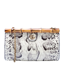 Load image into Gallery viewer, Gucci Medium Leather Shoulder Bag Cream
