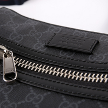 Load image into Gallery viewer, Smooth and durable zipper with engraved Gucci branding
