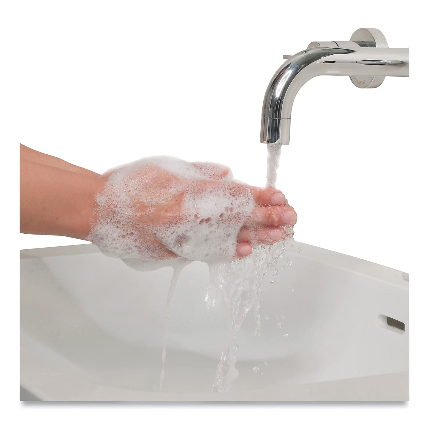 Dove Beauty Bar Soap Original, for Soft, Smooth Skin, with 1/4 Moisturizing Cream 2.6 oz