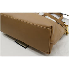 Load image into Gallery viewer, GUCCI Matisse GG Leather Top Handle Shoulder Bag Beige 631663
