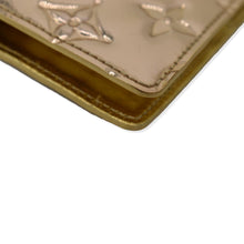 Load image into Gallery viewer, LOUIS VUITTON Miroir Small Monogram Embossed Ring Agenda Gold
