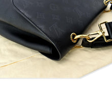 Load image into Gallery viewer, LOUIS VUITTON Very One Handle Monogram Leather Shoulder Bag Black
