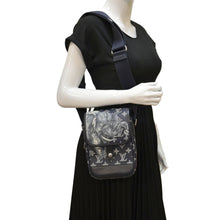 Load image into Gallery viewer, LOUIS VUITTON Monogram Savanna Elephant Chapman Brothers Canvas Shoulder Bag Blue
