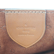 Load image into Gallery viewer, LOUIS VUITTON Girolata Monogram Mahina Leather Shoulder Bag Peach
