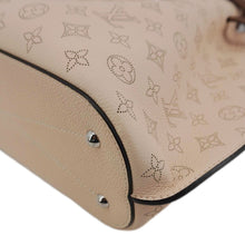 Load image into Gallery viewer, LOUIS VUITTON Girolata Monogram Mahina Leather Shoulder Bag Peach

