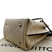 Load image into Gallery viewer, LOUIS VUITTON Muria Mahina Perforated Leather Crossbody Bag Creme
