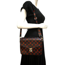 Load image into Gallery viewer, LOUIS VUITTON Metis Pochette Infrarouge Monogram Canvas Crossbody Bag Black
