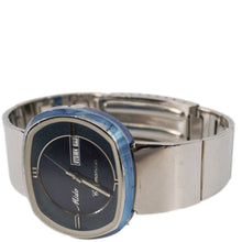 Load image into Gallery viewer, MIDO Commander 1970 Day Date Men&#39;s Stainless Steel Watch Blue Dial 41MM
