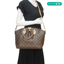 Load image into Gallery viewer, LOUIS VUITTON Boetie MM Monogram Canvas Shoulder Bag Brown
