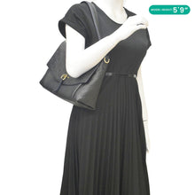Load image into Gallery viewer, LOUIS VUITTON Blanche MM Empreinte Leather Shoulder Bag Black
