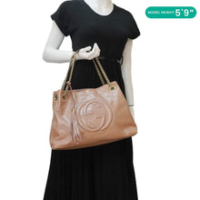 Load image into Gallery viewer, GUCCI Soho Medium Patent Leather Chain Tote Bag Beige 308982
