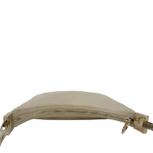 Load image into Gallery viewer, GUCCI Leather Shoulder Bag Cream 001.3812
