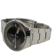 Load image into Gallery viewer, Mido Commander 1970 Day Date Men&#39;s Stainless Steel Watch Brown Silver Dial 41MM
