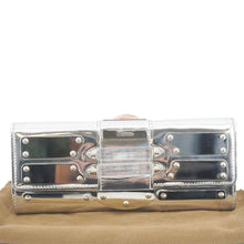 Load image into Gallery viewer, GUCCI Mirror Metallic Patent Leather Clutch Silver
