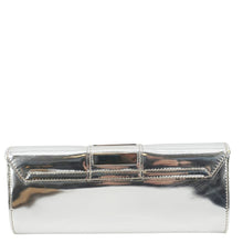 Load image into Gallery viewer, GUCCI Mirror Metallic Patent Leather Clutch Silver
