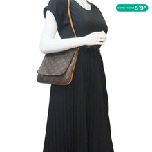 Load image into Gallery viewer, LOUIS VUITTON Musette Salsa Monogram Canvas Crossbody Bag Brown
