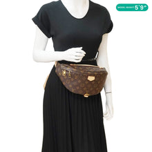 Load image into Gallery viewer, LOUIS VUITTON Monogram Canvas Bumbag Brown
