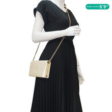 Load image into Gallery viewer, GUCCI Soho Leather Wallet On Chain Clutch Crossbody Bag Cream 598211
