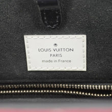 Load image into Gallery viewer, LOUIS VUITTON Onthego MM Epi Leather Tote Shoulder Bag Viva Magenta
