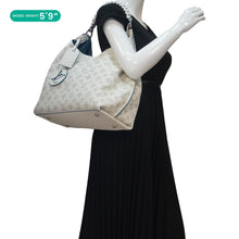 Load image into Gallery viewer, LOUIS VUITTON Carmel Mahina Leather Hobo Bag White
